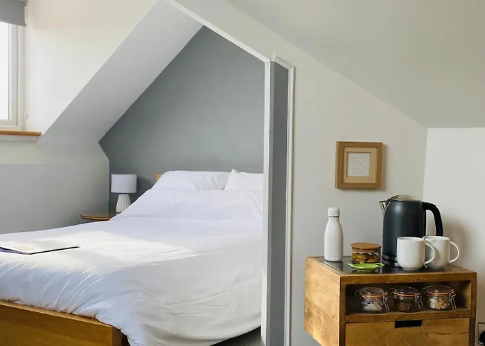 Cheap hotel: Mooredge Guest House